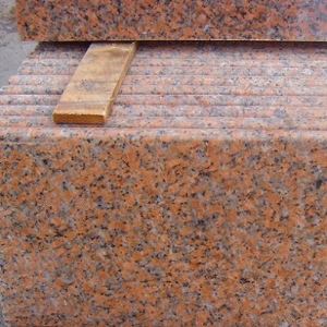 G562 Red Granite Stair